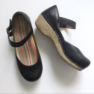 Dansko Black Mary Jane Straw Heel jute espadrilles